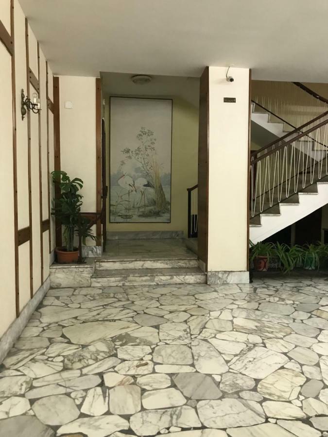 Napoli Charming Apartments Vomero "Fashion And Glamour" Exterior photo